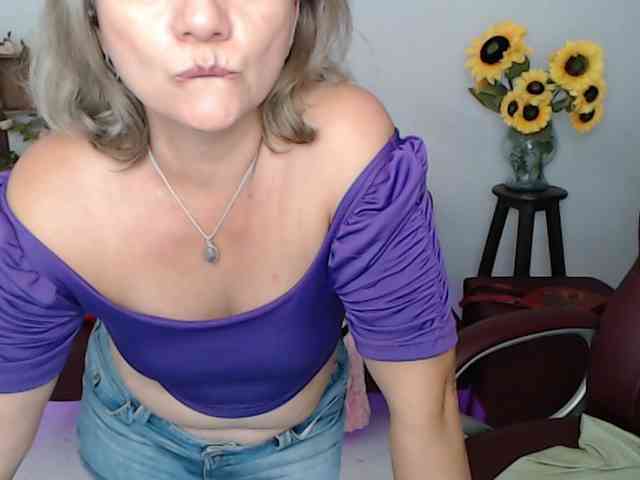 ana-milf webcam