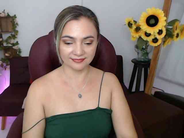 ana-milf webcam