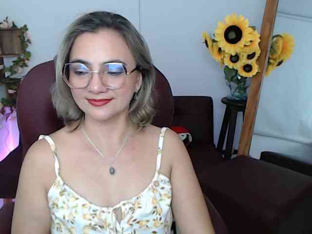 ana-milf webcam