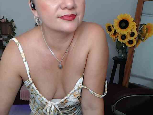 ana-milf webcam