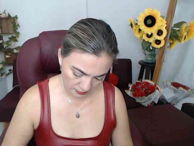 ana-milf webcam