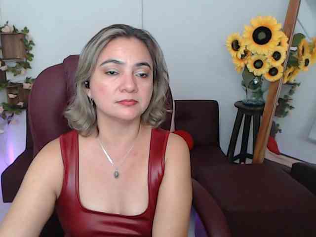 ana-milf Live Webcam on BongaCams