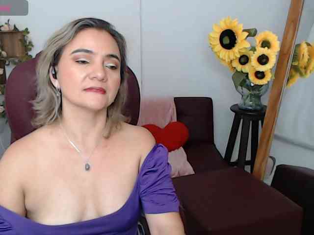 ana-milf webcam