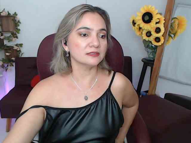 ana-milf