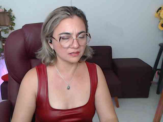 ana-milf webcam