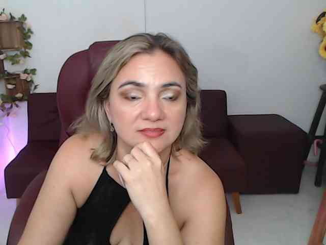 ana-milf webcam