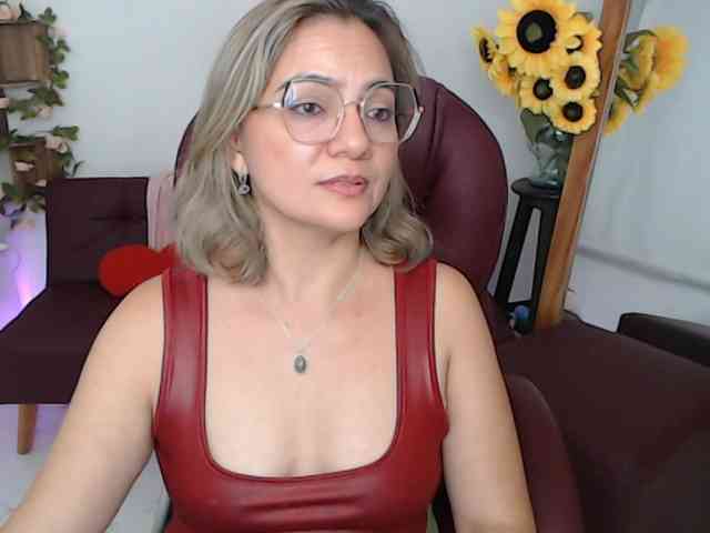 ana-milf