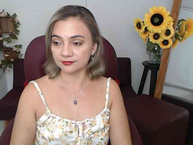 ana-milf
