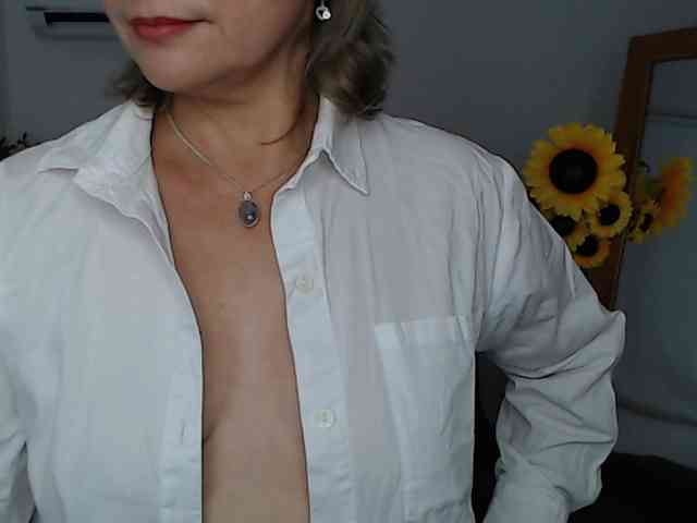 ana-milf webcam