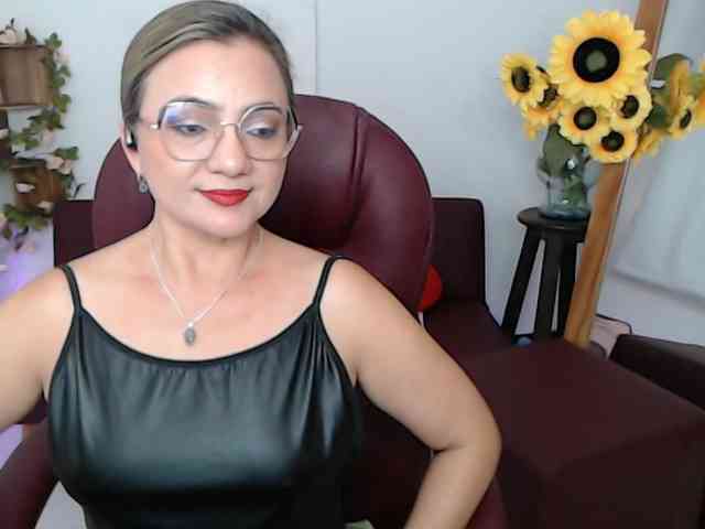 ana-milf