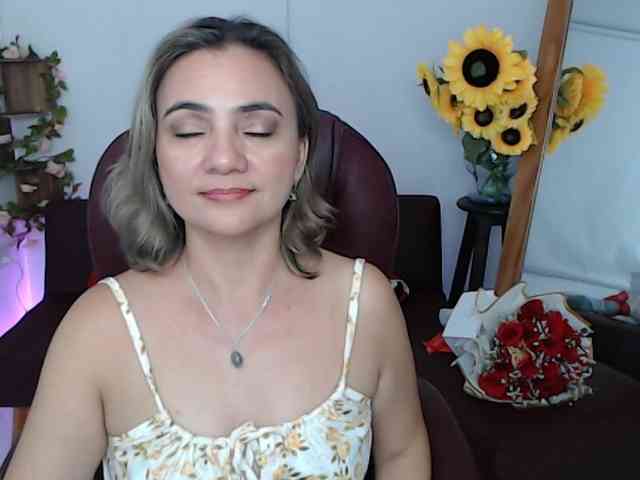 ana-milf webcam