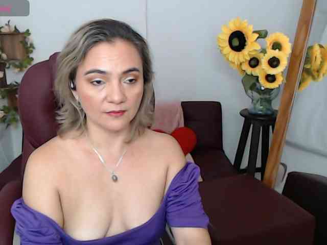 ana-milf webcam