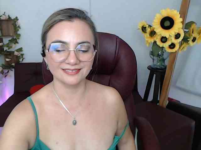 ana-milf webcam