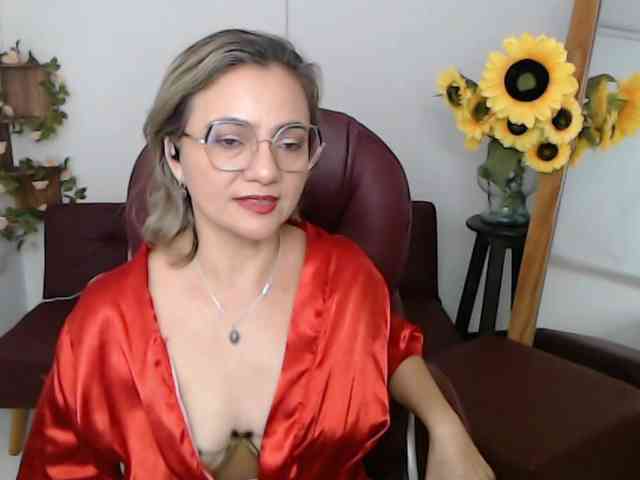 ana-milf webcam