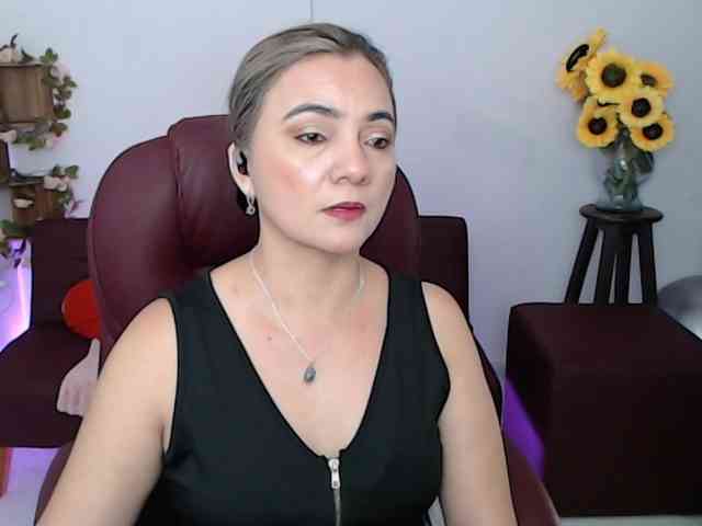 ana-milf