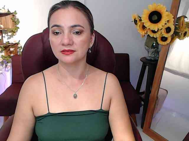 ana-milf