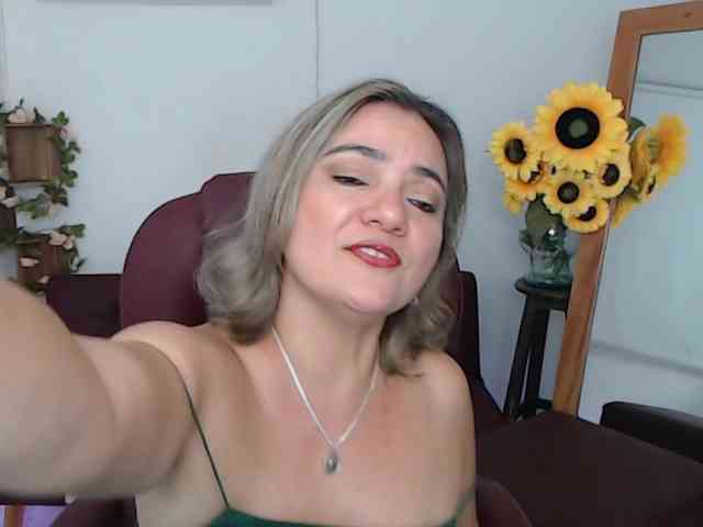 ana-milf webcam