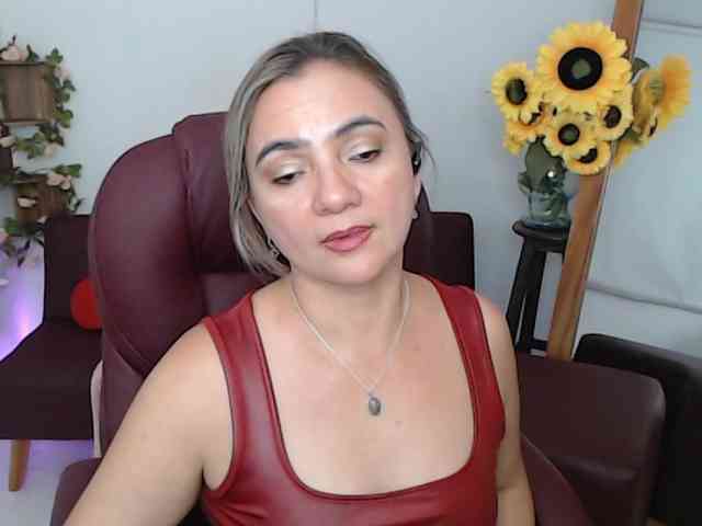 ana-milf webcam