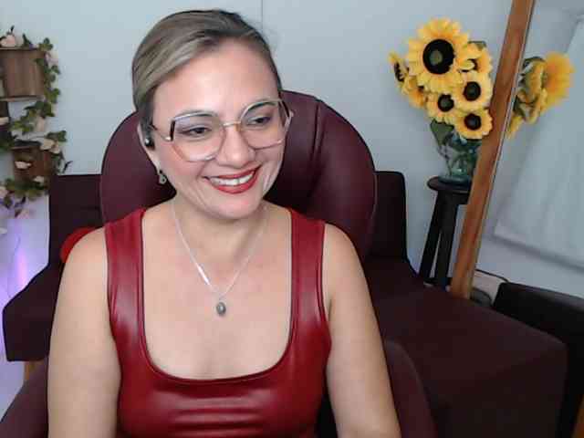 ana-milf
