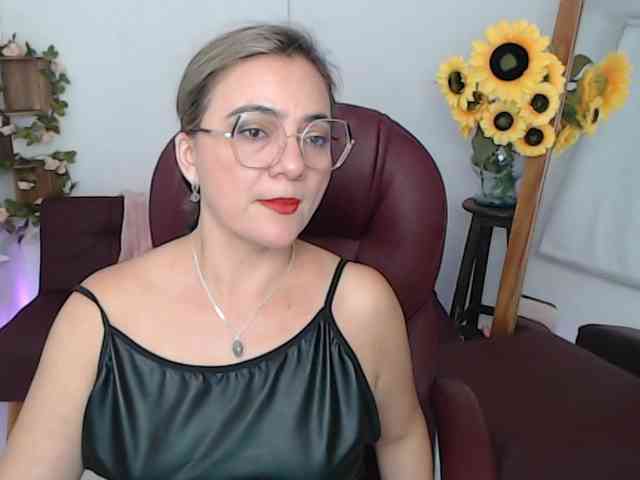 ana-milf webcam