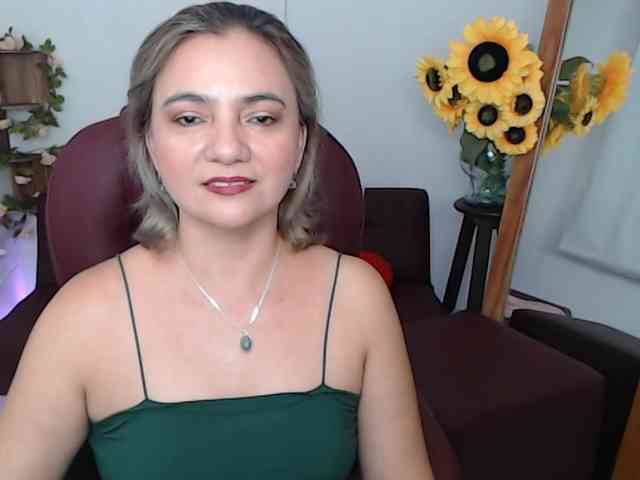 ana-milf webcam