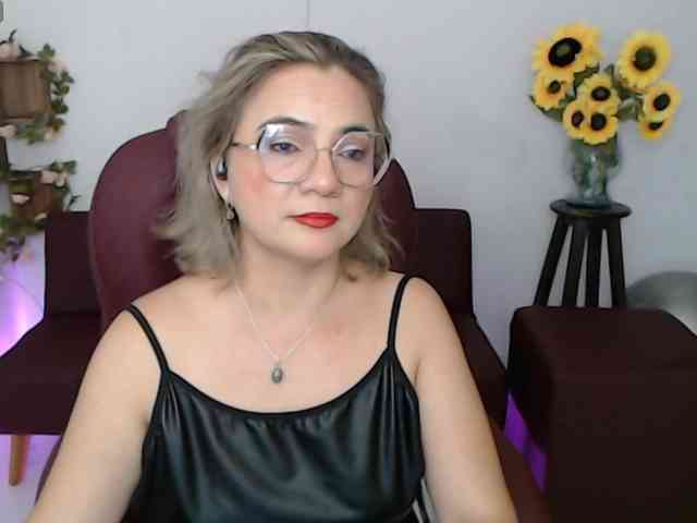 ana-milf