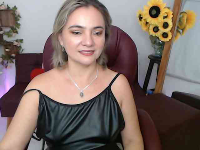 ana-milf webcam