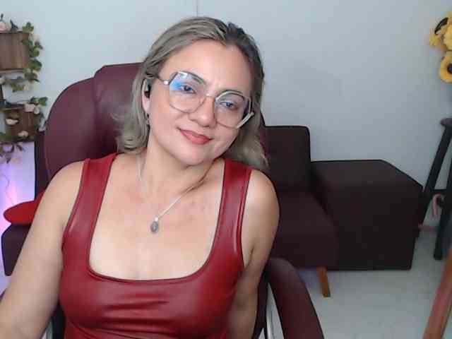ana-milf