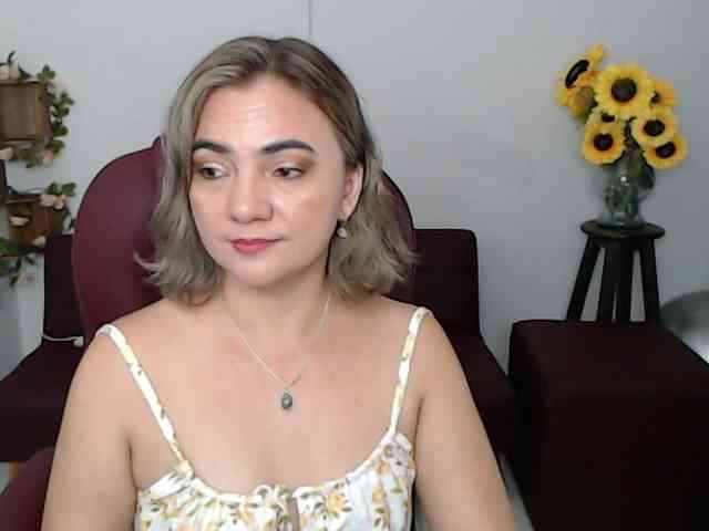 ana-milf webcam