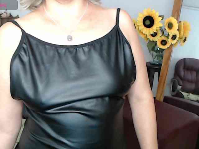 ana-milf webcam