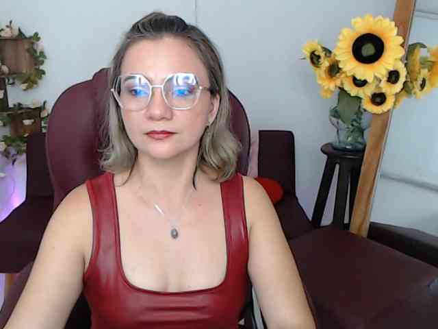 ana-milf webcam