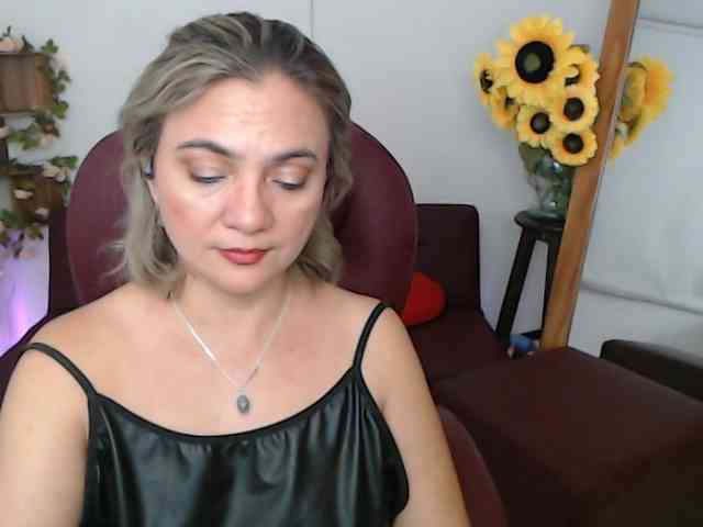 ana-milf webcam