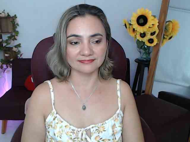 ana-milf webcam