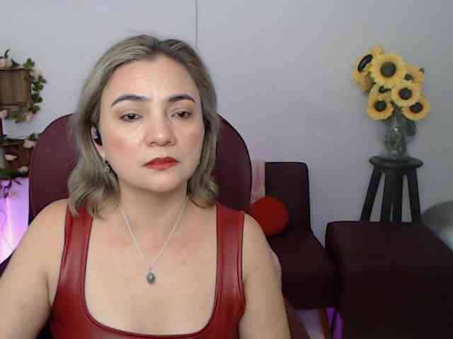 ana-milf