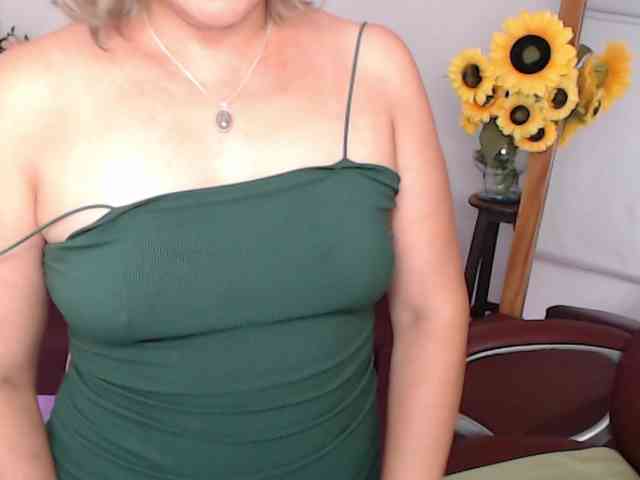 ana-milf webcam