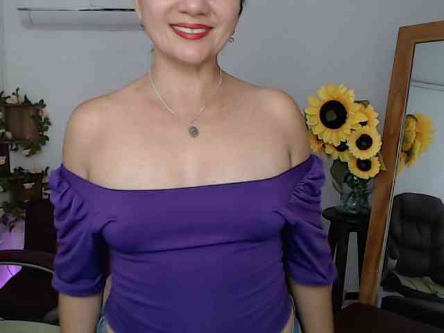 ana-milf webcam
