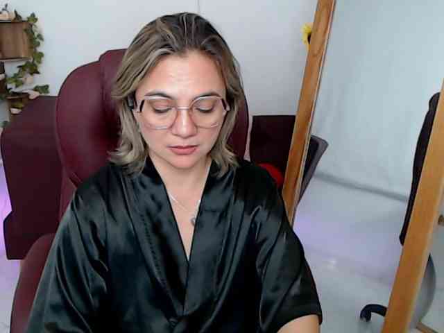 ana-milf