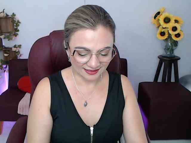 ana-milf webcam