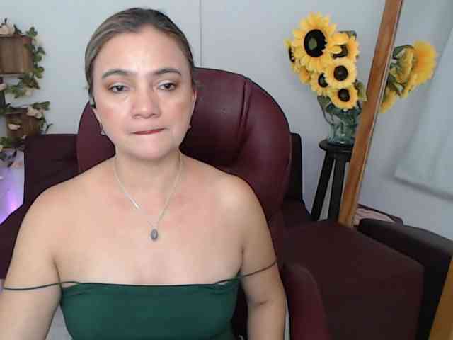 ana-milf webcam