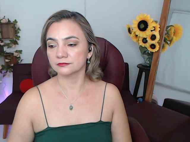 ana-milf webcam