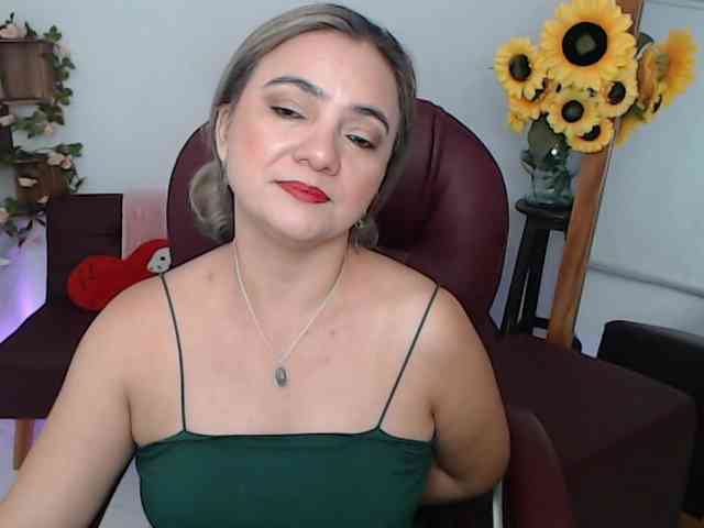 ana-milf webcam