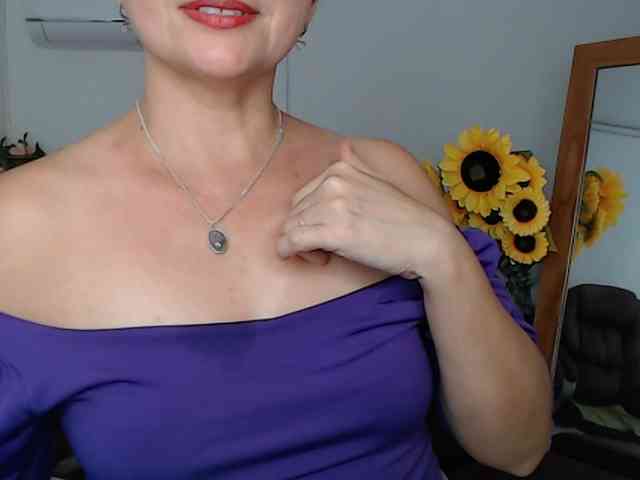 ana-milf webcam