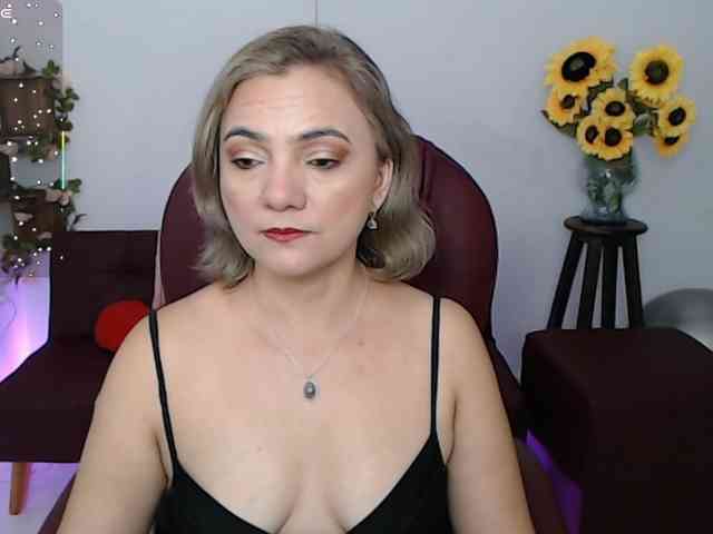 ana-milf webcam