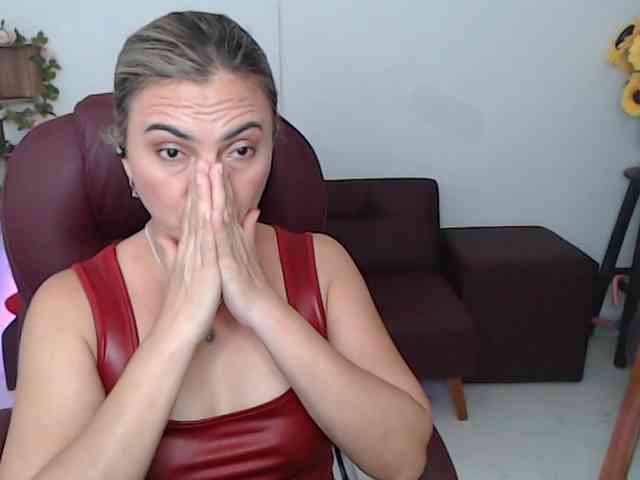ana-milf webcam