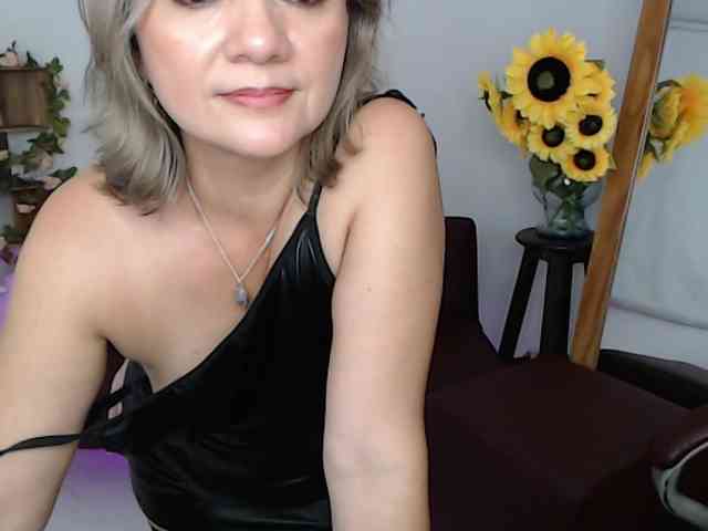 ana-milf webcam
