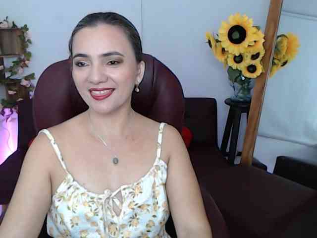 ana-milf webcam