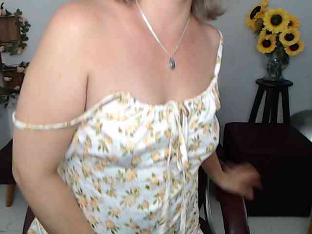 ana-milf webcam