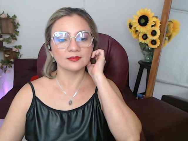 ana-milf webcam