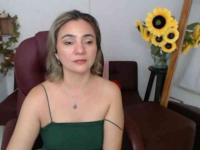 ana-milf webcam