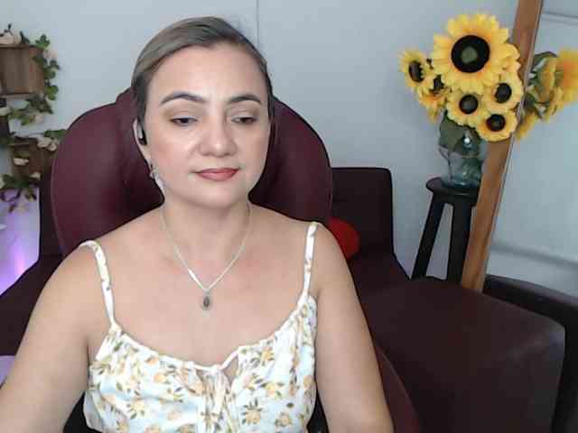 ana-milf webcam